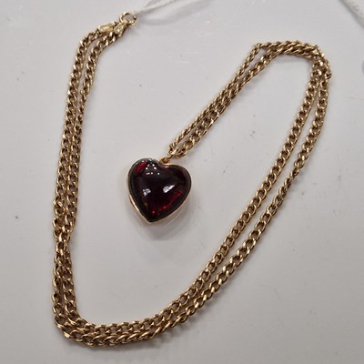 Lot 40G - A yellow metal chain, stamped '375',...