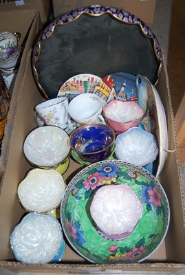 Lot 497 - A box of mixed ceramics to include a Carlton...