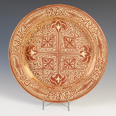 Lot 910 - A large Spanish Hispano-Moresque pottery...