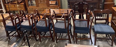 Lot 727 - A harlequin set of eleven mahogany and boxwood...