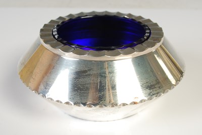 Lot 158 - An Elizabeth II silver salt, London 1965,...