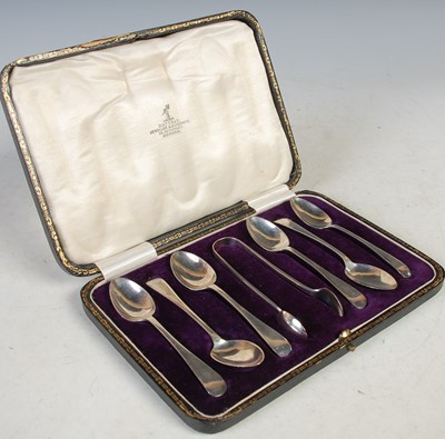 Lot 175 - A cased set of Sheffield silver teaspoons and...