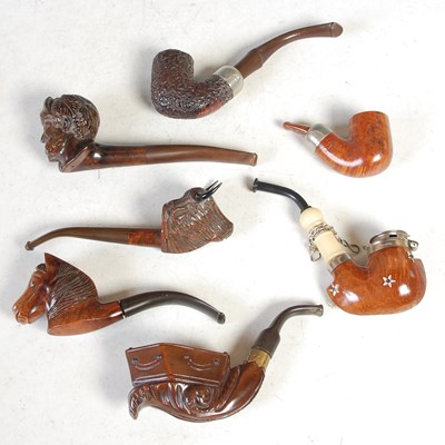 Lot 240 - A collection of seven assorted vintage pipes...