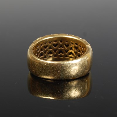Lot 298 - An 18ct gold and diamond dress ring by Boodles,...