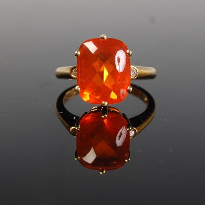 Lot 299 - An 18ct gold, fire opal and diamond set dress...