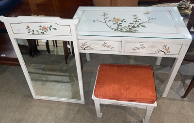 Lot 826 - An mid 20th century white painted chinoiserie...