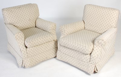 Lot 81 - Two similar armchairs, one with loose cushion...