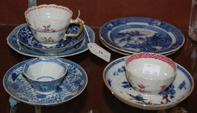 Lot 15 - A collection of assorted Chinese porcelain tea...