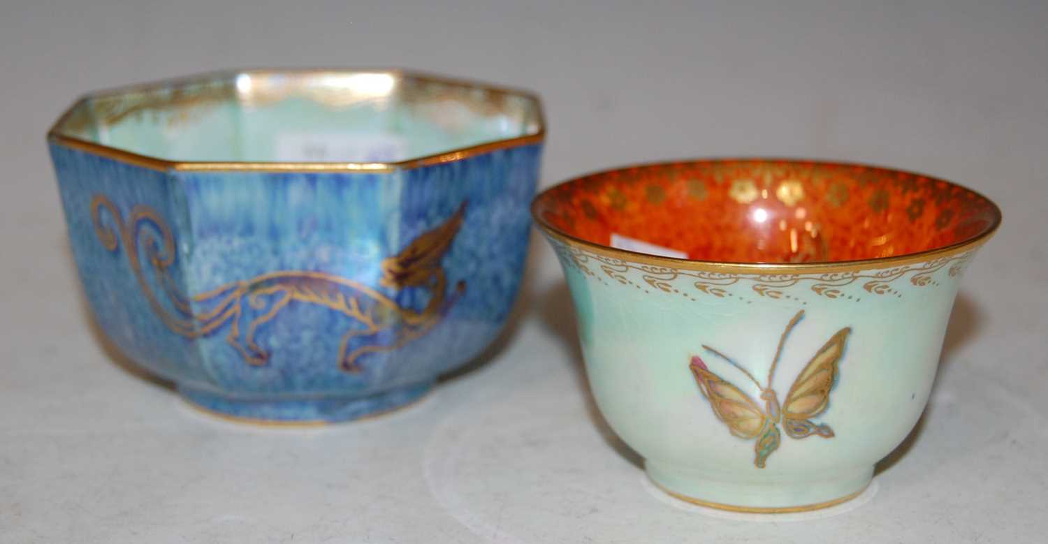 Lot 31 - Two pieces of Wedgwood lustre ware to include...