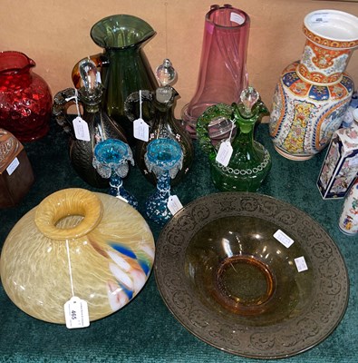 Lot 465 - A collection of coloured glassware to include...