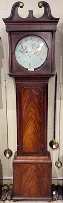 Lot 573 - A late 18th/ early 19th century mahogany...