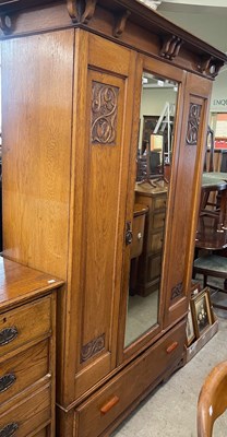 Lot 566 - An early 20th century Art Nouveau wardrobe,...