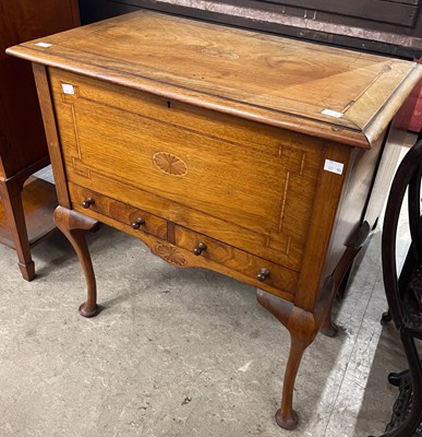 Lot 684 - An early 20th century mahogany and marquetry...