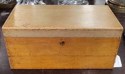 Lot 344 - A 19th century Mauchline Ware/ Penwork tea...
