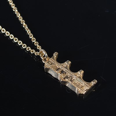 Lot 198 - A yellow metal necklace, stamped '750', tests...