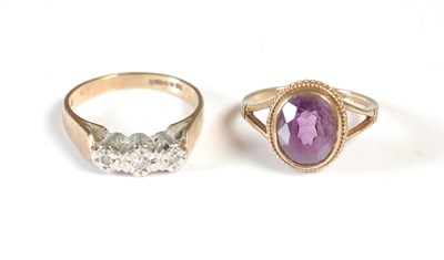 Lot 41 - A 9ct gold and amethyst single stone ring,...