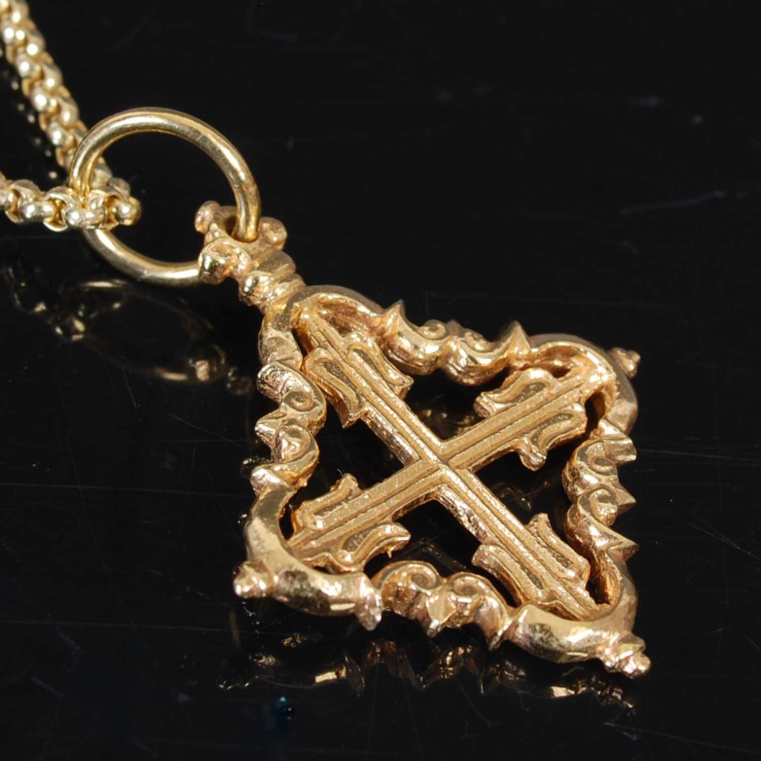 Lot 223 - A yellow metal Mallorcan cross pendant and...