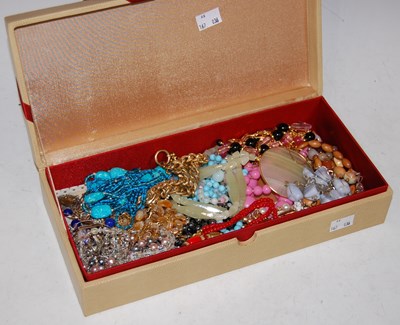 Lot 279 - A box of various assorted costume jewellery