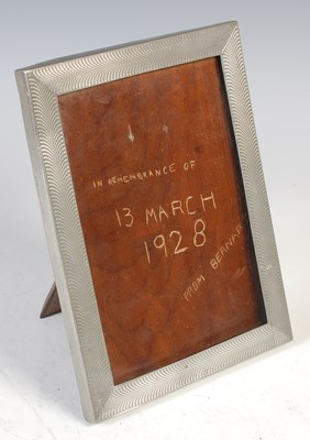 Lot 140 - A pewter mounted rectangular easel photograph...