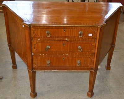 Lot 537 - An antique satinwood and ebony lined commode,...