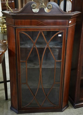 Lot 585 - A 19th century mahogany and boxwood lined...