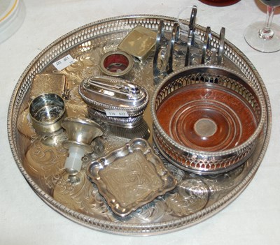 Lot 303 - A group of assorted EP ware to include a wine...