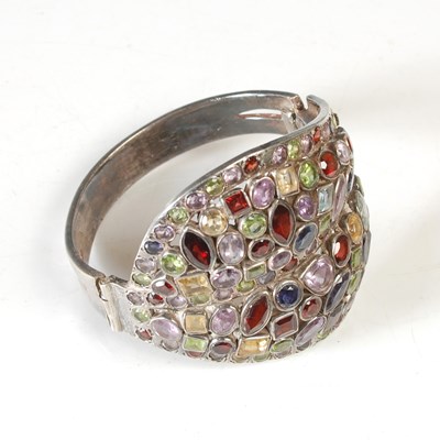 Lot 20 - A vintage white metal and multi-stone...