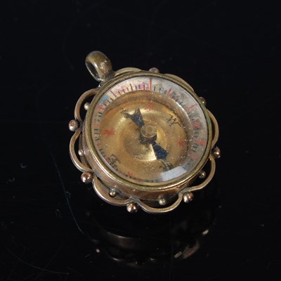 Lot 40 - A 9ct gold mounted Essex Crystal type pendant/...
