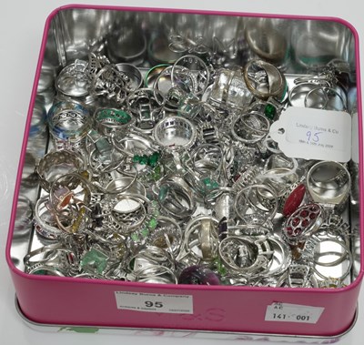 Lot 95 - A box containing a large collection of...