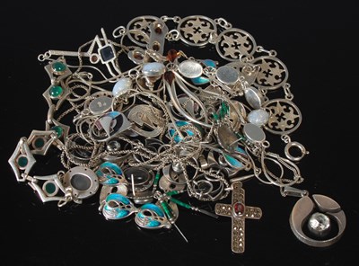 Lot 110 - A collection of assorted silver, silver and...