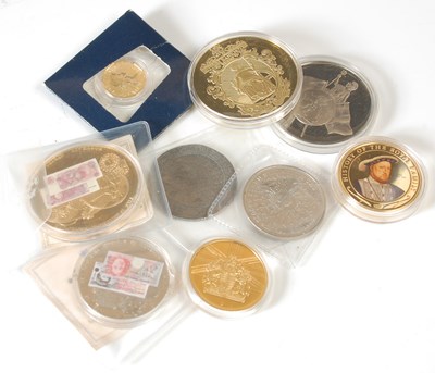 Lot 134 - A group of assorted collector's coins, to...