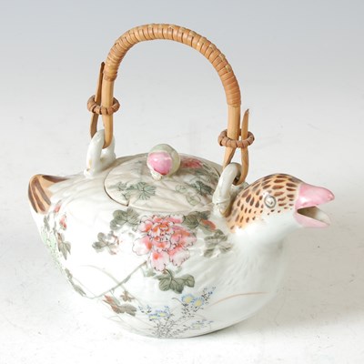 Lot 139 - A late 19th / early 20th century Japanese...