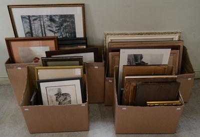 Lot 420 - A large collection of decorative prints in...