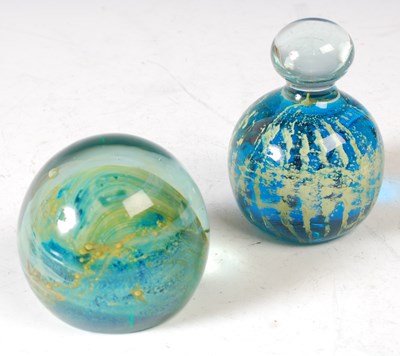 Lot 173 - Two pieces of Mdina glassware, to include a...