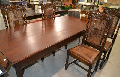 Lot 639 - An early 20th century mahogany dining table,...