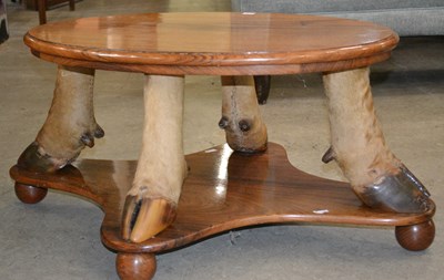 Lot 654 - An unusual 19th century / later taxidermy oval...