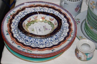 Lot 374 - A group of British and Continental ceramics...