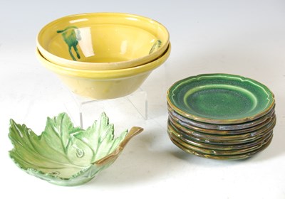 Lot 338 - A group of assorted ceramic plates, to include...