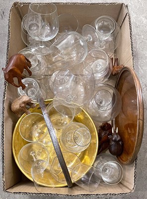 Lot 468 - A box of assorted items, to include a brass...