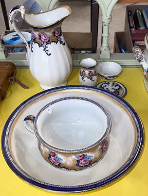 Lot 382 - A Losolware Ventnor Pattern six piece wash set,...
