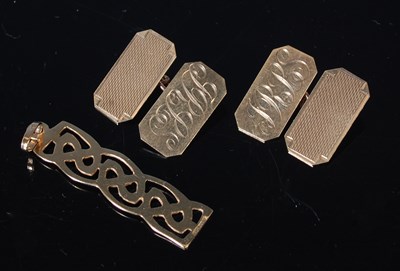 Lot 44 - A pair of 9ct gold cufflinks, of rectangular...