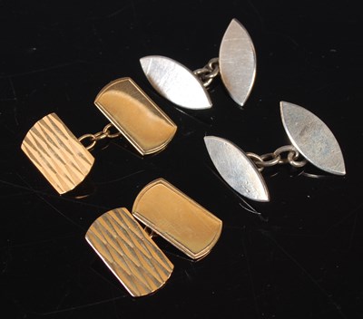 Lot 34 - A pair of 9ct gold cufflinks, 4.6g; together...