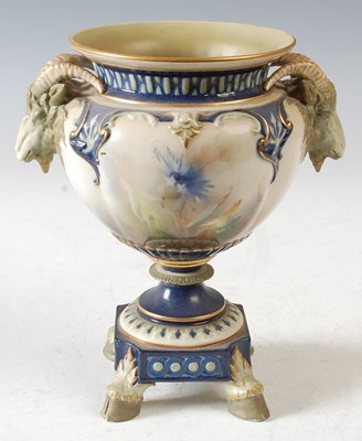 Lot 302 - An early 20th century Royal Worchester Hadley...