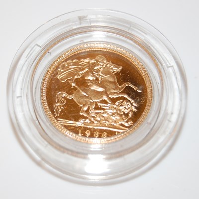 Lot 212 - An Elizabeth II gold half sovereign dated 1986