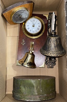 Lot 517 - A box of assorted items, to include a metal...