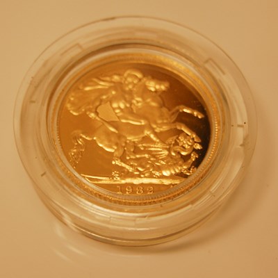 Lot 216 - An Elizabeth II gold half sovereign dated 1982