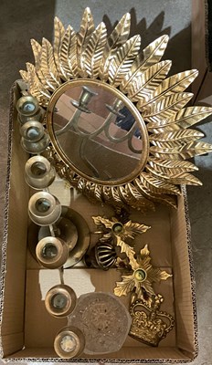 Lot 510 - A box of assorted items, to include a mirror;...