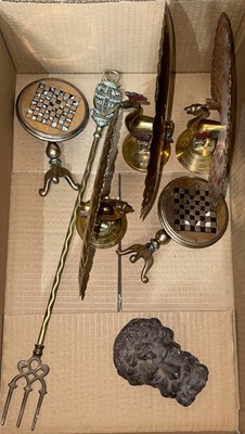 Lot 508 - A box of assorted items, to include two brass...