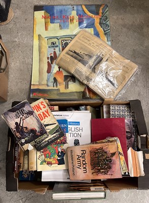 Lot 526 - A box of assorted books, to include a Yankee...