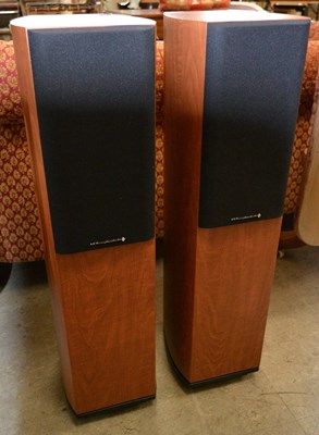 Lot 691 - A pair of Wharfedale diamond 9.4 speakers,...